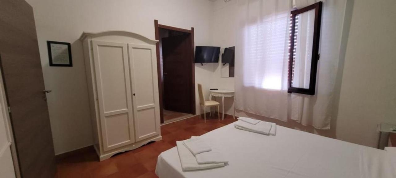 La Mimosa B&B Pula Esterno foto